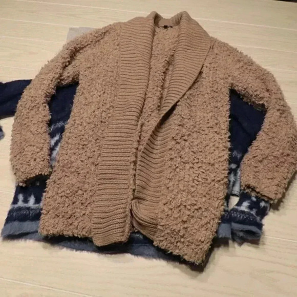 Bundle Lot Express Free People and more 5 piece - Picture 1 of 5
